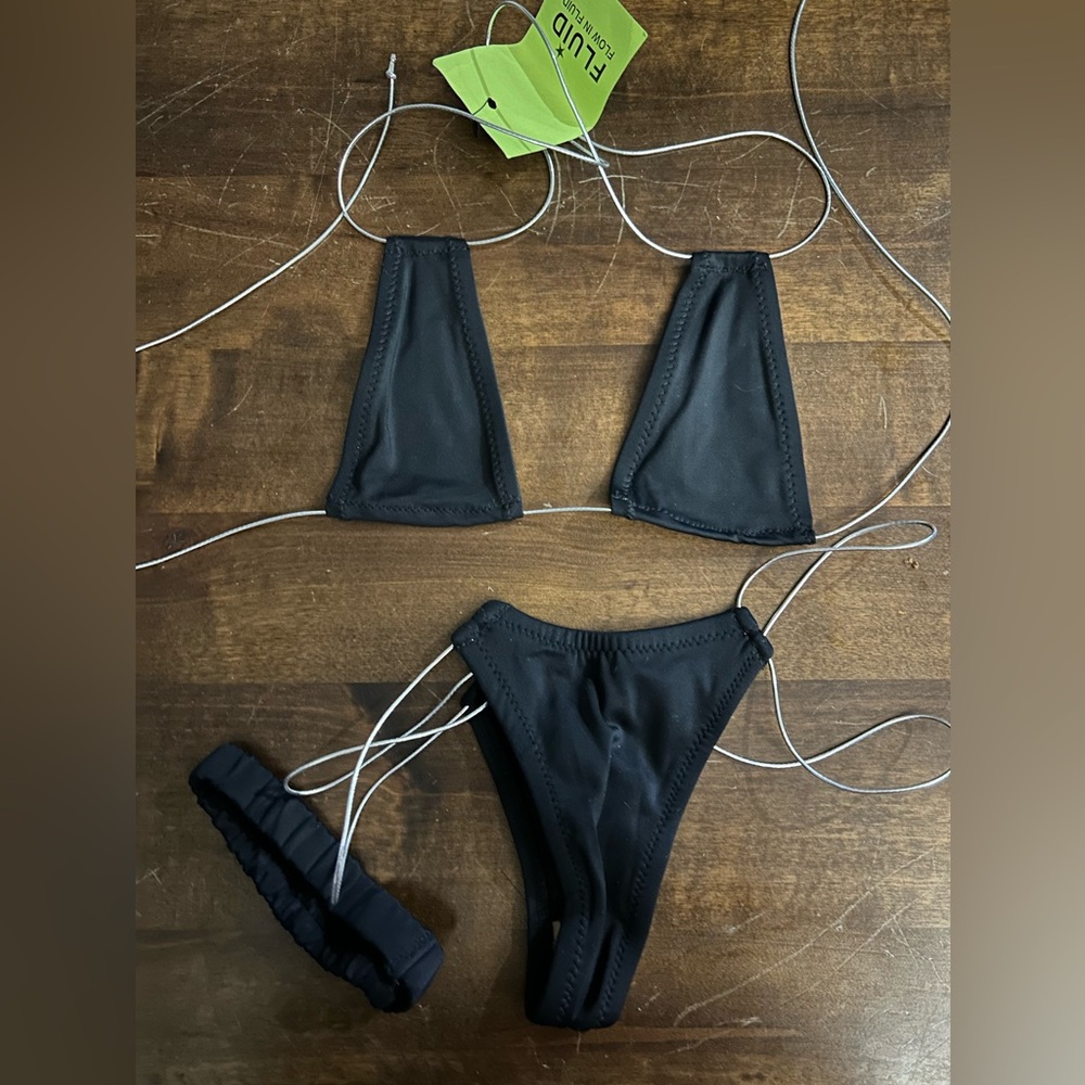 NWT Sexy Skimpy Handmade Black w/ Silver Strings Tri-Top Thong Bottom Bikini